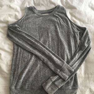 gray Abercrombie cut out shoulder sweater